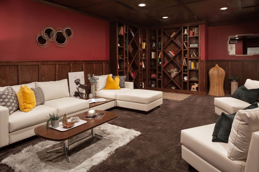 Primary Photo - Lofts at Baymeadows – Resort Style Living