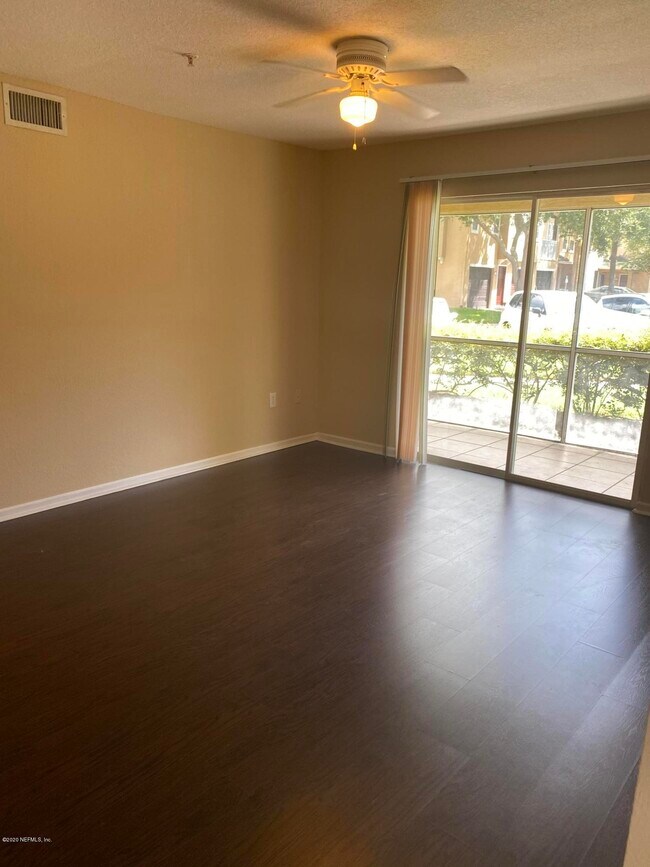 Building Photo - 10075 Gate Pkwy N