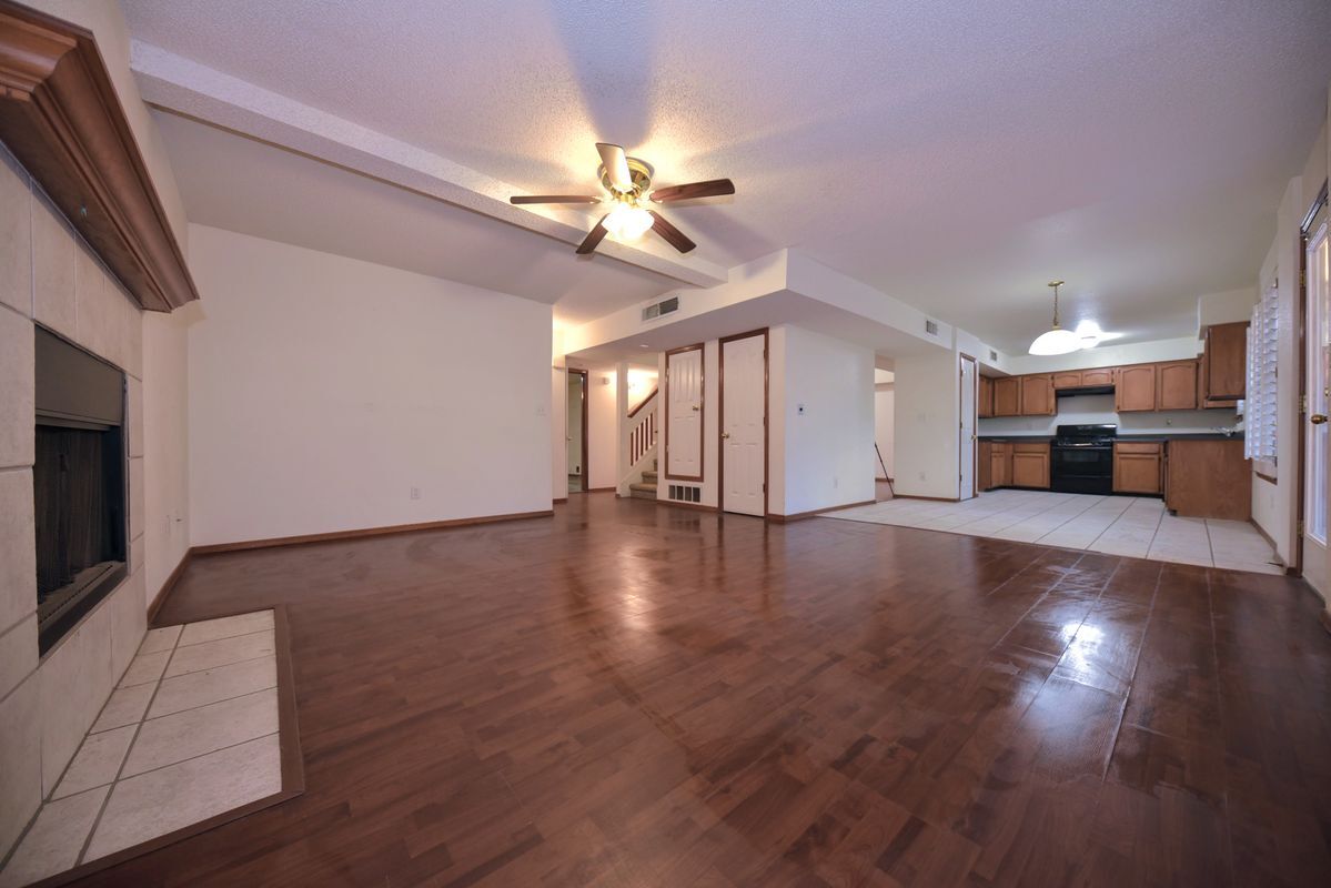 Building Photo - 12484 Tierra Espada Dr