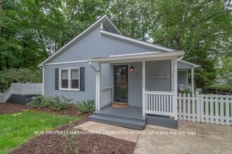 Building Photo - Move-In Ready 3BR Home Near Gold Hill Rd, Baxter Village & Lake Wylie