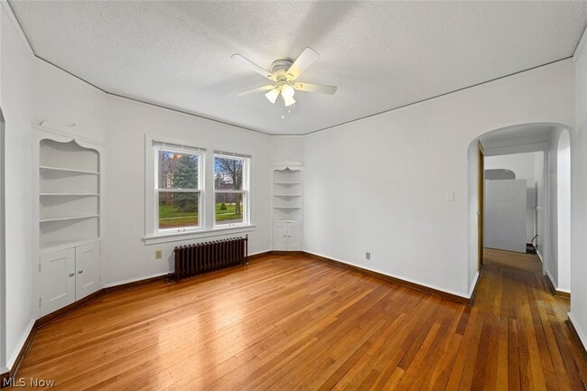 Building Photo - 3850 Mayfield Rd