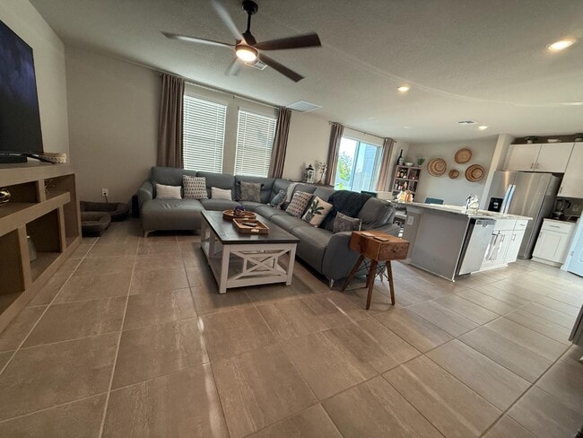 Building Photo - 3919 Radiant Mountain Dr