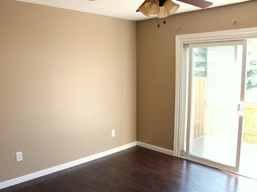 Building Photo - 405 Spruce Lane