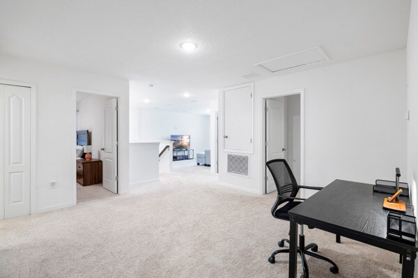 Building Photo - 14282 Coronado Dr