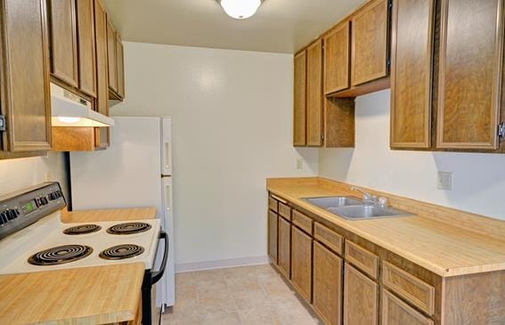Kitchen - Waring Garden
