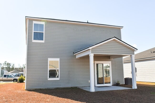 Building Photo - 1057 Saltgrass Way