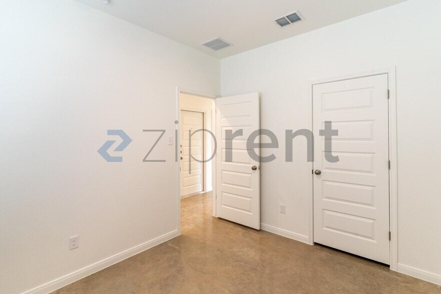 Building Photo - 2929 Quail Rdg Ln