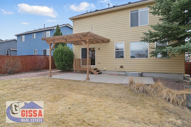 Building Photo - Beautiful home available to move in on 08/05/2026 but not before!