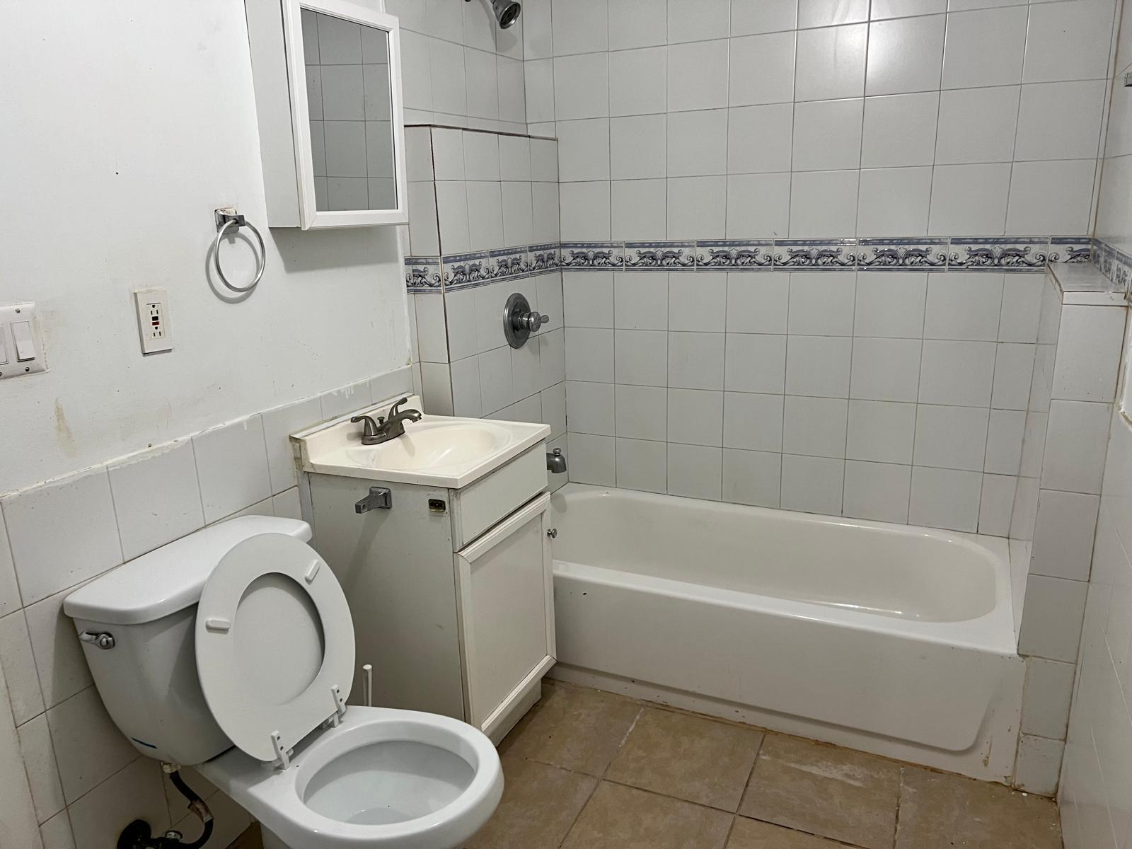 Building Photo - 126 Orange St