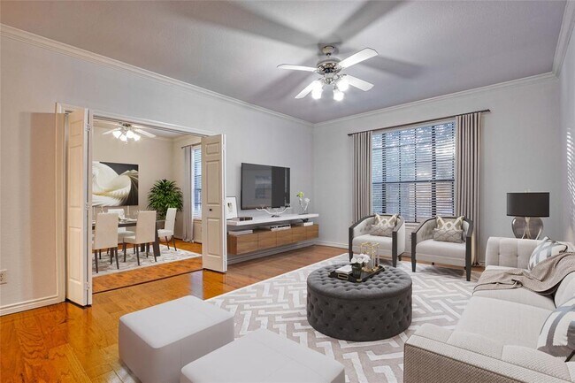 Building Photo - 2255 Braeswood Park Dr