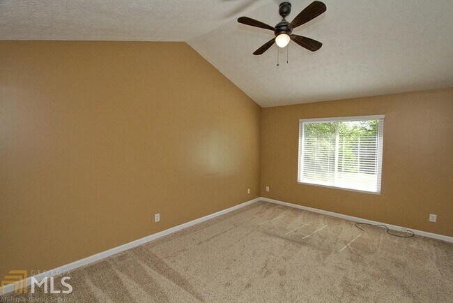 Building Photo - 2979 Sentinel Cir