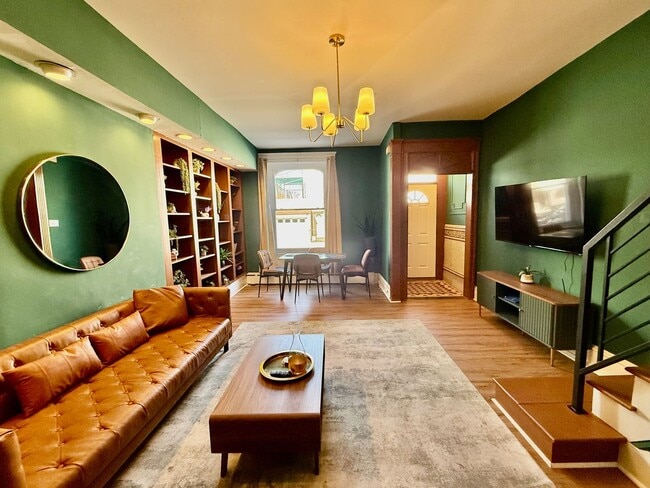 Building Photo - SPACIOUS & MODERN 3 BED/2.5 BA HOUSE w/ AC-Inlaid HARDWOOD Flooring-WASHER/DRYER & Rear PATIO in ...