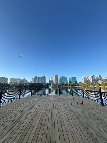 Building Photo - 150 E Robinson St