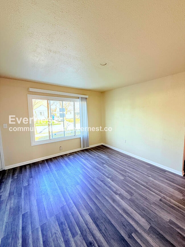 Building Photo - 24612 Berry Ave