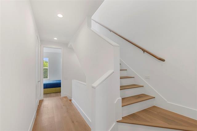 Building Photo - 4959 Lexington Ct