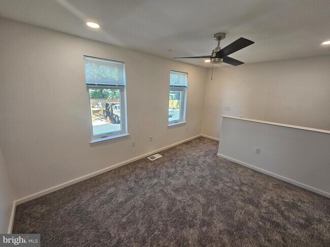 Building Photo - 200 Hamilton Ave