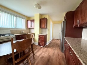 Building Photo - 46 Dunston Ave