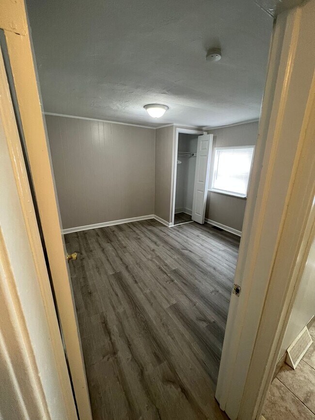 Building Photo - 26451 Lorenz St
