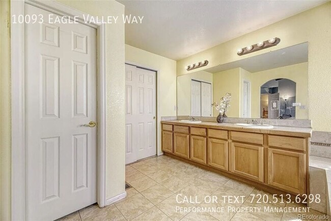 Building Photo - 10093 S Eagle Valley Way