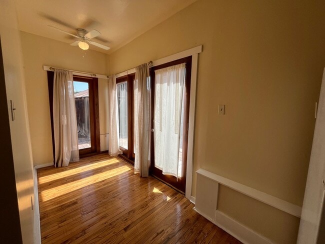 Building Photo - Historic, Charming Home in Coronado Distri...
