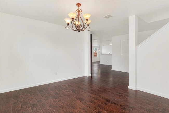 Building Photo - 10876 Rankin Dr