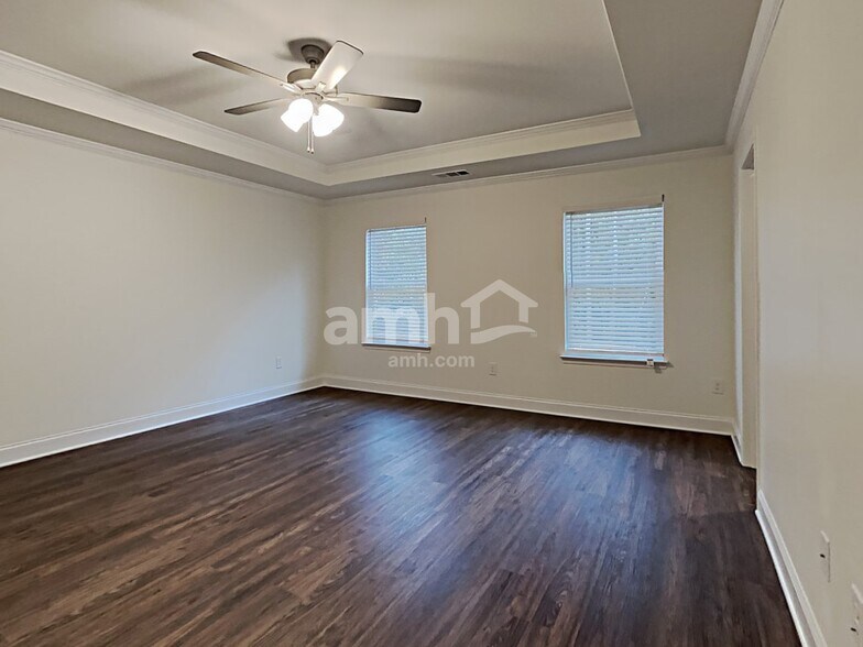 Building Photo - 119 Fairway Crossing Way