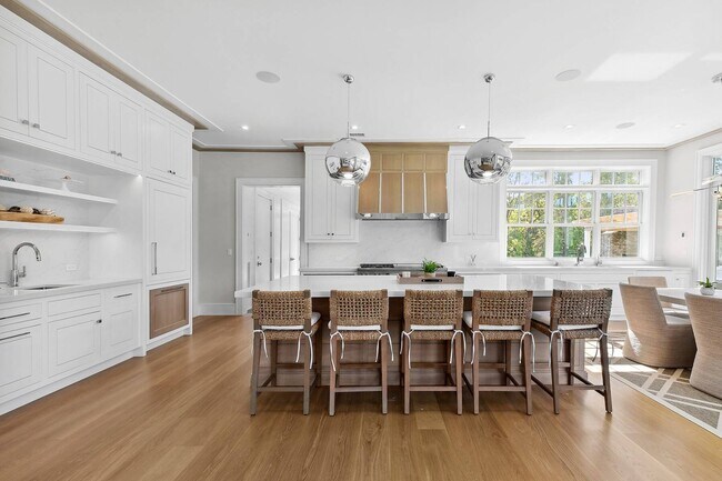 Building Photo - 173 Ferry Rd