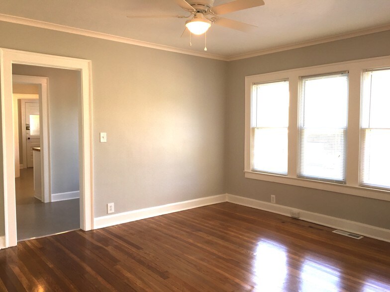 Dining Room - 5020 Virginia Ave