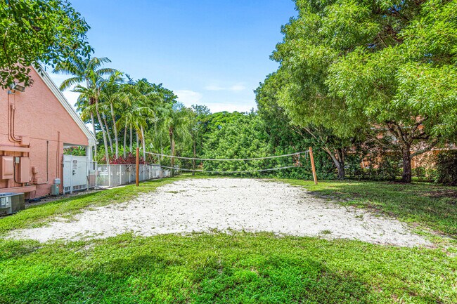 Building Photo - 1345 Crystal Way