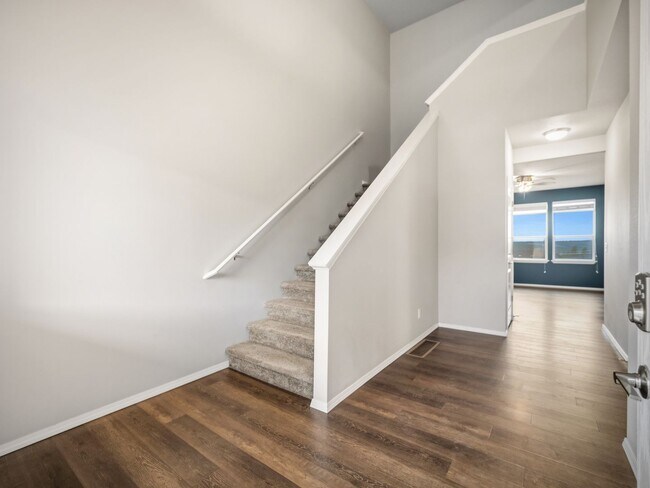 Building Photo - Charming North Spokane Home in a Quiet Neighborhood ? Limited-Time Move-In Special: Half Off Your...