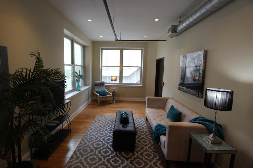 Lounge - 709 Penn Ave