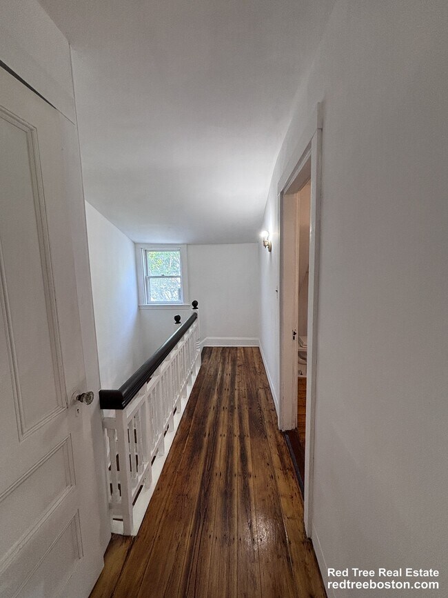 Building Photo - 45 N Beacon St
