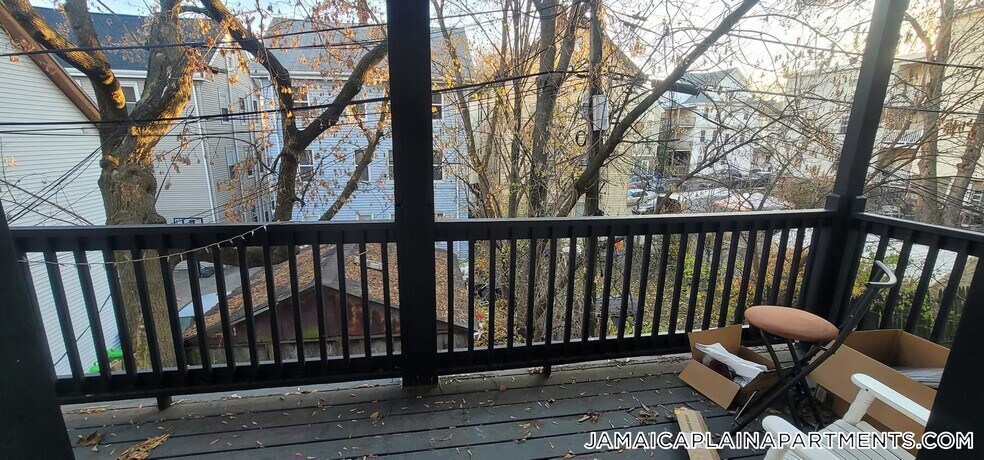 Building Photo - 11 Priesing St