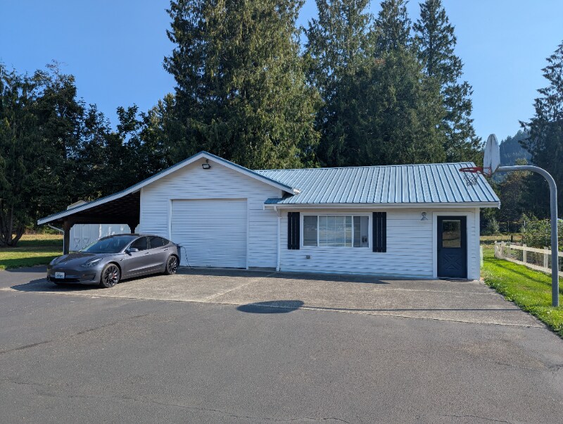 Building Photo - 46905 283rd Ave SE