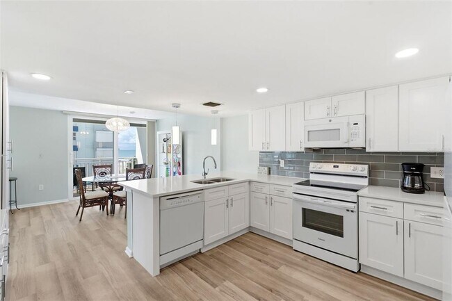 Building Photo - 17408 Gulf Blvd