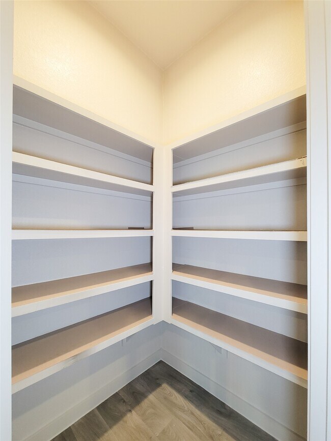 Building Photo - 7722 Caldwell Crk Wy