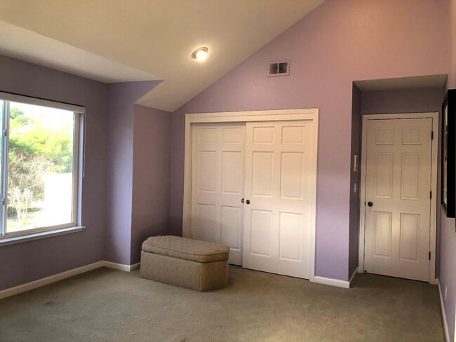 Building Photo - 12393 Beauchamps Ln