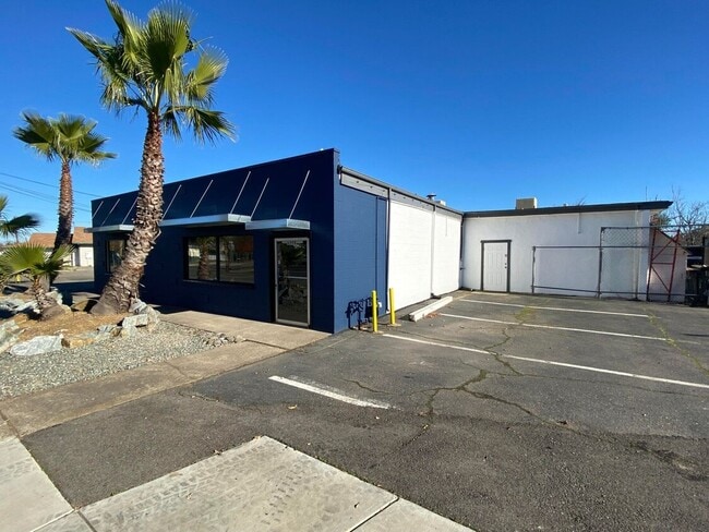 Building Photo - 1699 South St