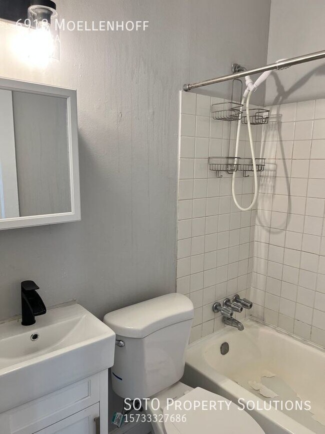 Building Photo - Beautiful 2-bedroom, 1-bathroom apartment ...