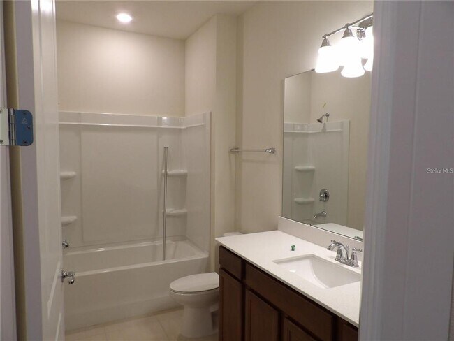 Building Photo - 17469 Back Bay Ct