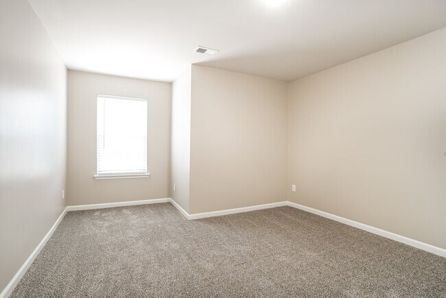 Building Photo - 6507 Karenstone Dr