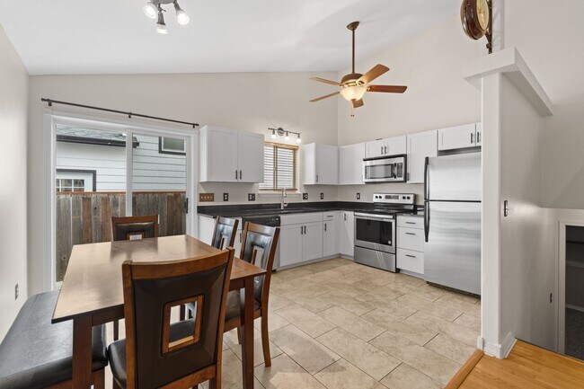 Building Photo - Liberty Lake 4 Bed 2 Bath Home that has been nicely updated