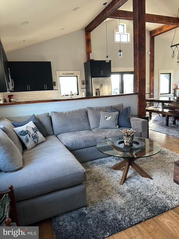 Building Photo - 22887 Hopeful Ln