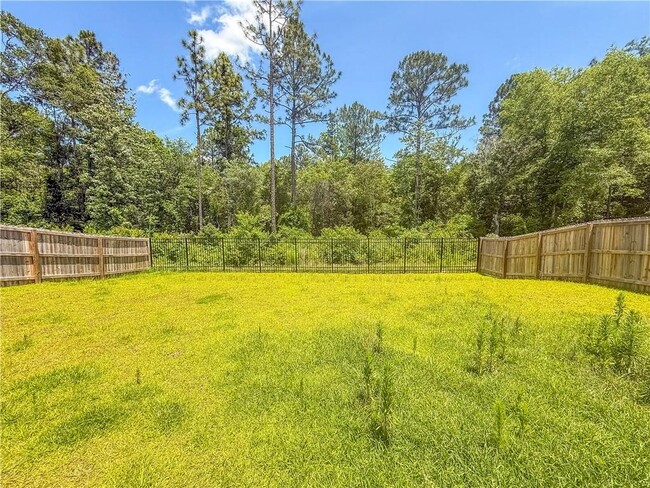 Building Photo - 5205 Pinyon Dr