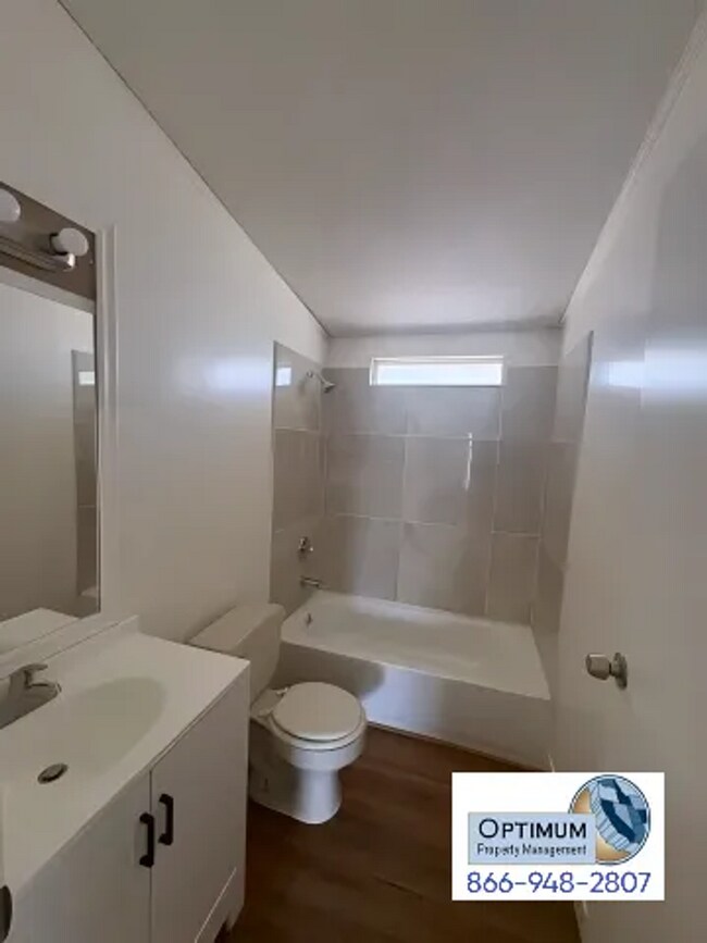 Building Photo - Fully Remodeled 3BD/2BA Home on Spacious Lot