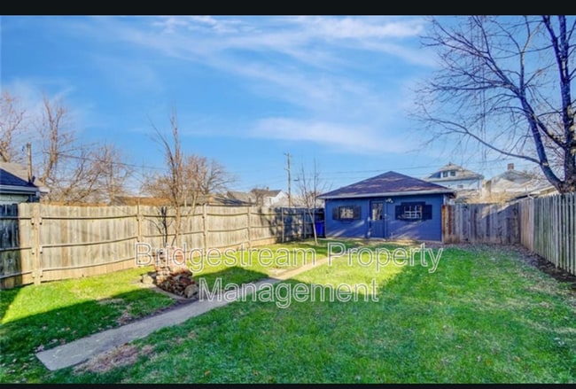 Building Photo - 266 McClure St