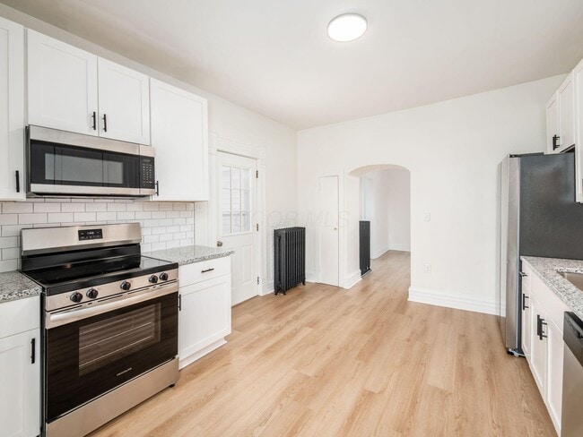 Building Photo - 49 S Liberty St