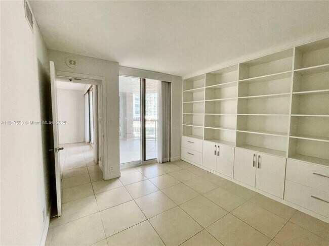Building Photo - 6767 Collins Ave