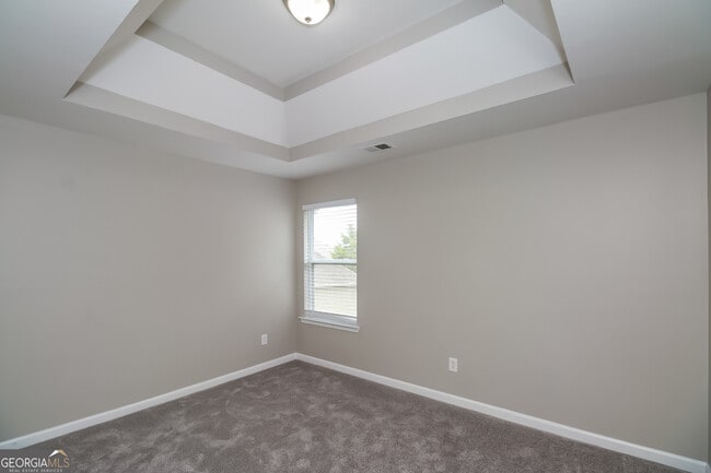 Building Photo - 10950 Southwood Dr