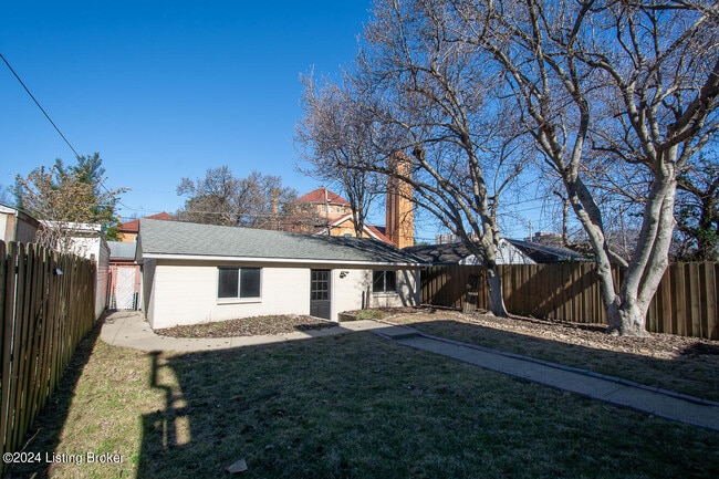 Building Photo - 1825 Eastern Pkwy